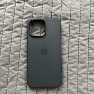 Apple Silicone iPhone 14 Pro Max Case